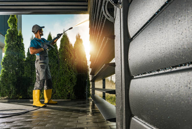 Best Commercial Pressure Washing  in Country Club Hills, MO